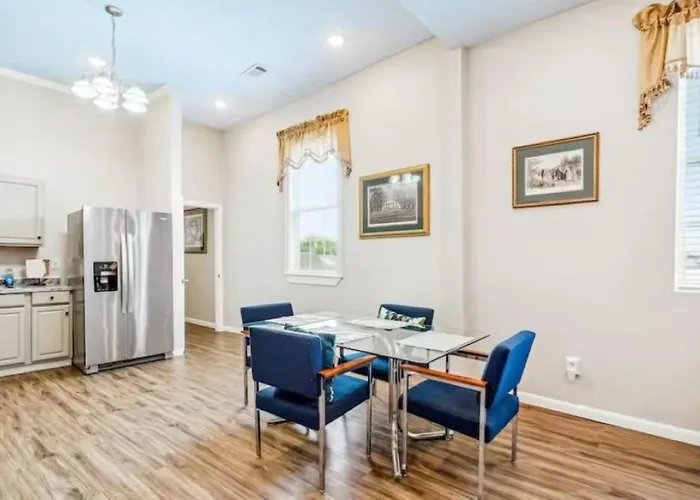 Penthouse On Claiborne
