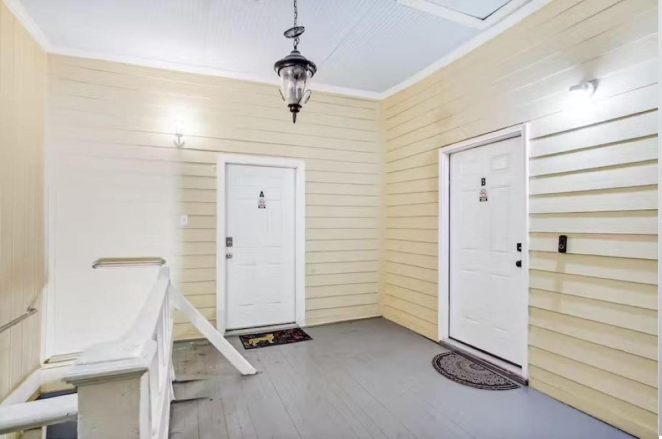 Penthouse On Claiborne Apartamento